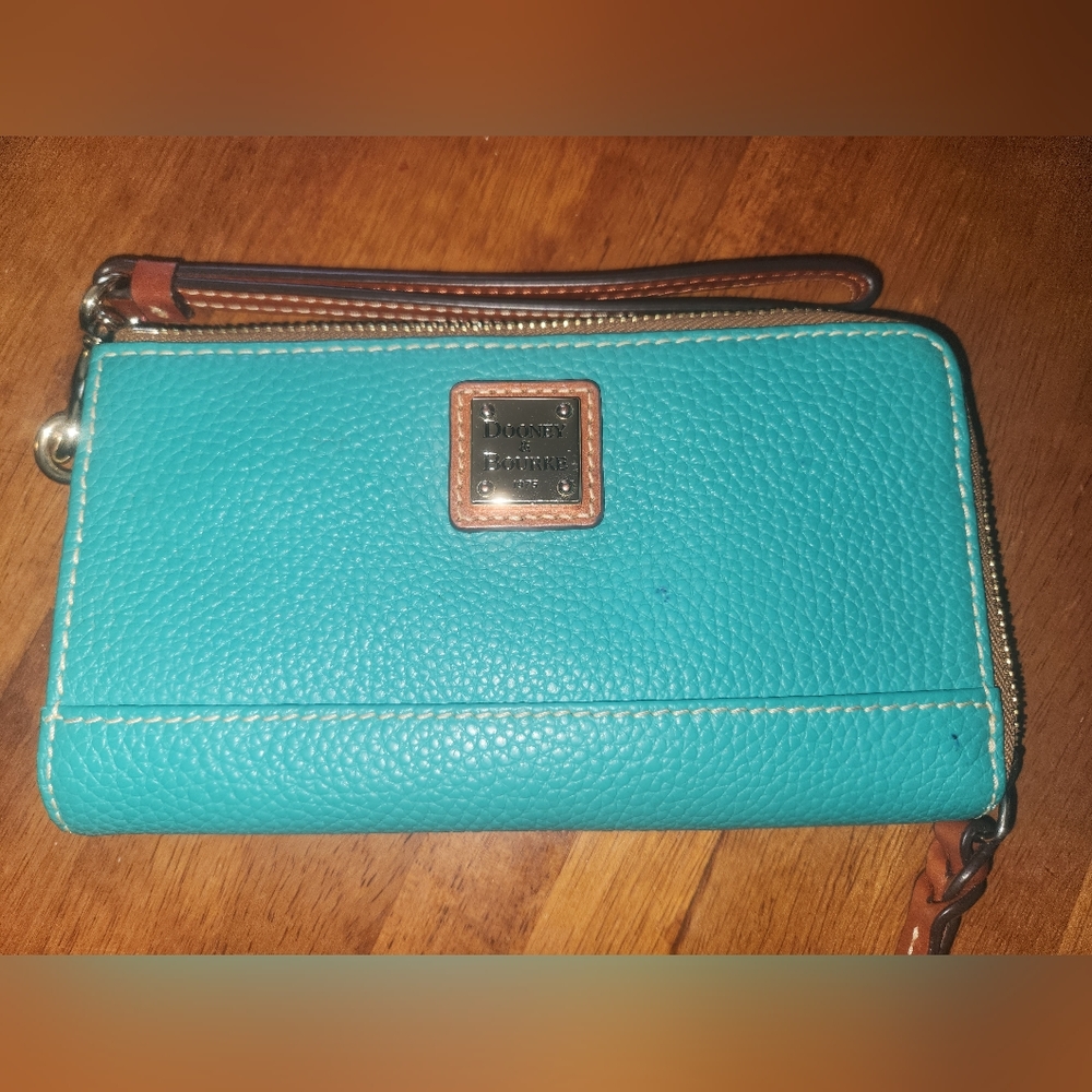 Dooney & Bourke Zip Wallet